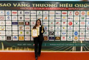giám đôc Nguyễn Thị Huyền Sao vàng thương hiệu quốc gia 2025